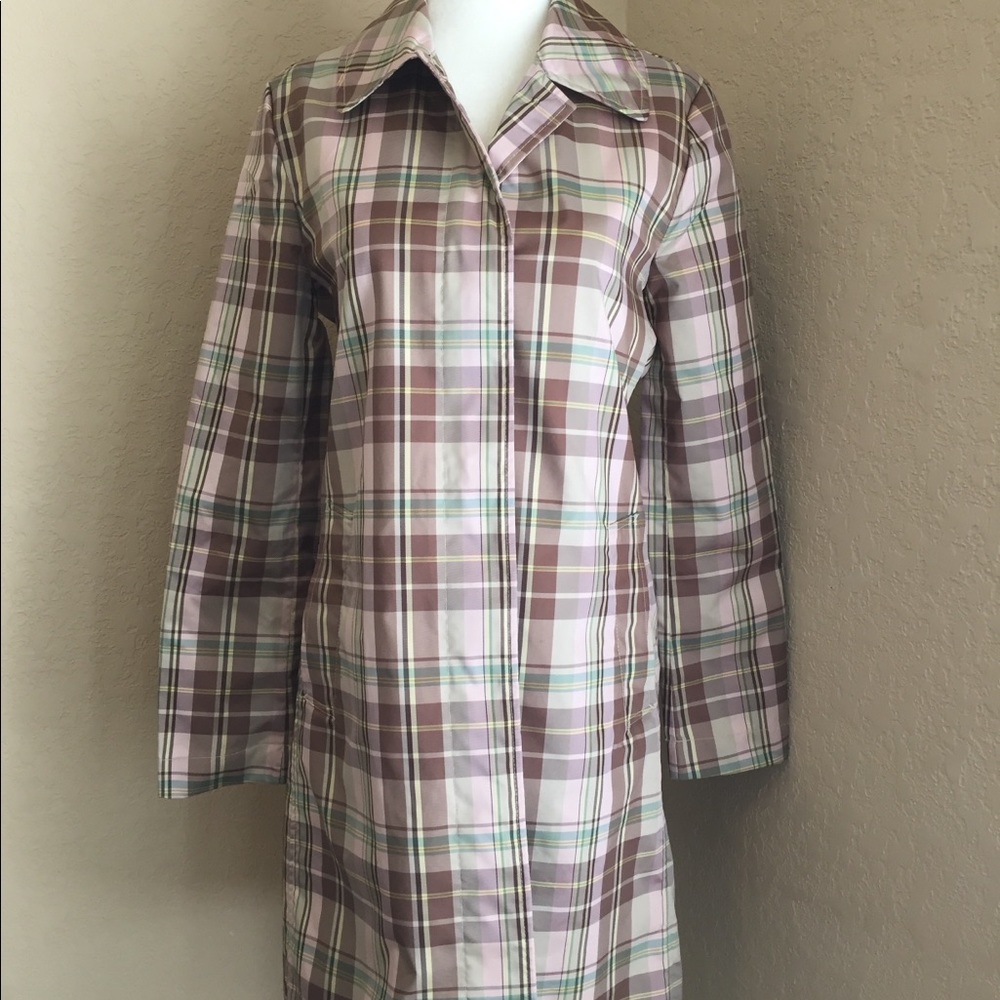 Gap Stylish Light Coat - Picture 2 of 7
